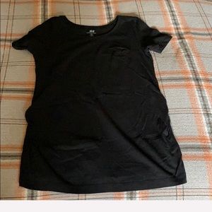 Black scoopneck T-shirt